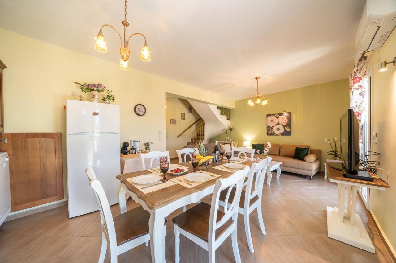 Superb Villa With Private Pool Peaceful Location Sami  Bagian luar foto