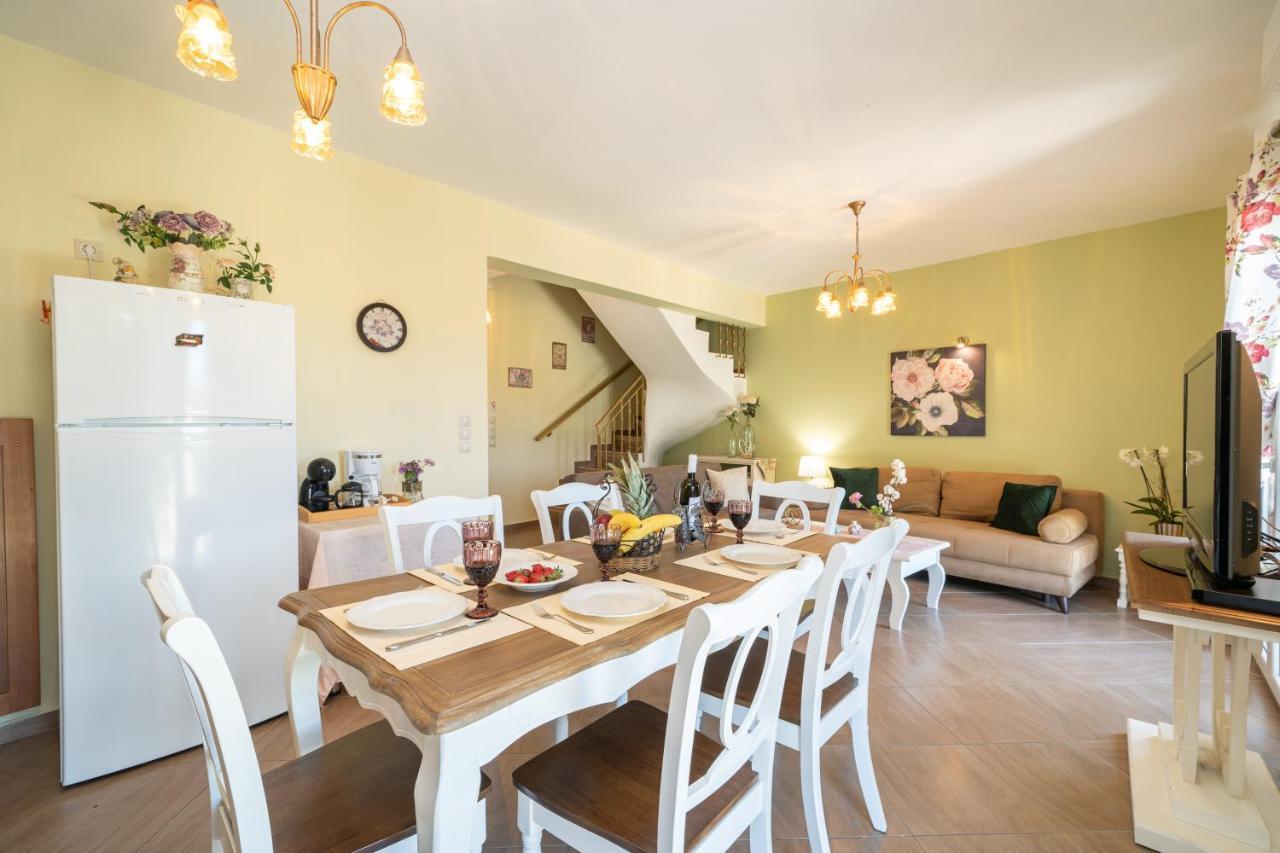 Superb Villa With Private Pool Peaceful Location Sami  Bagian luar foto