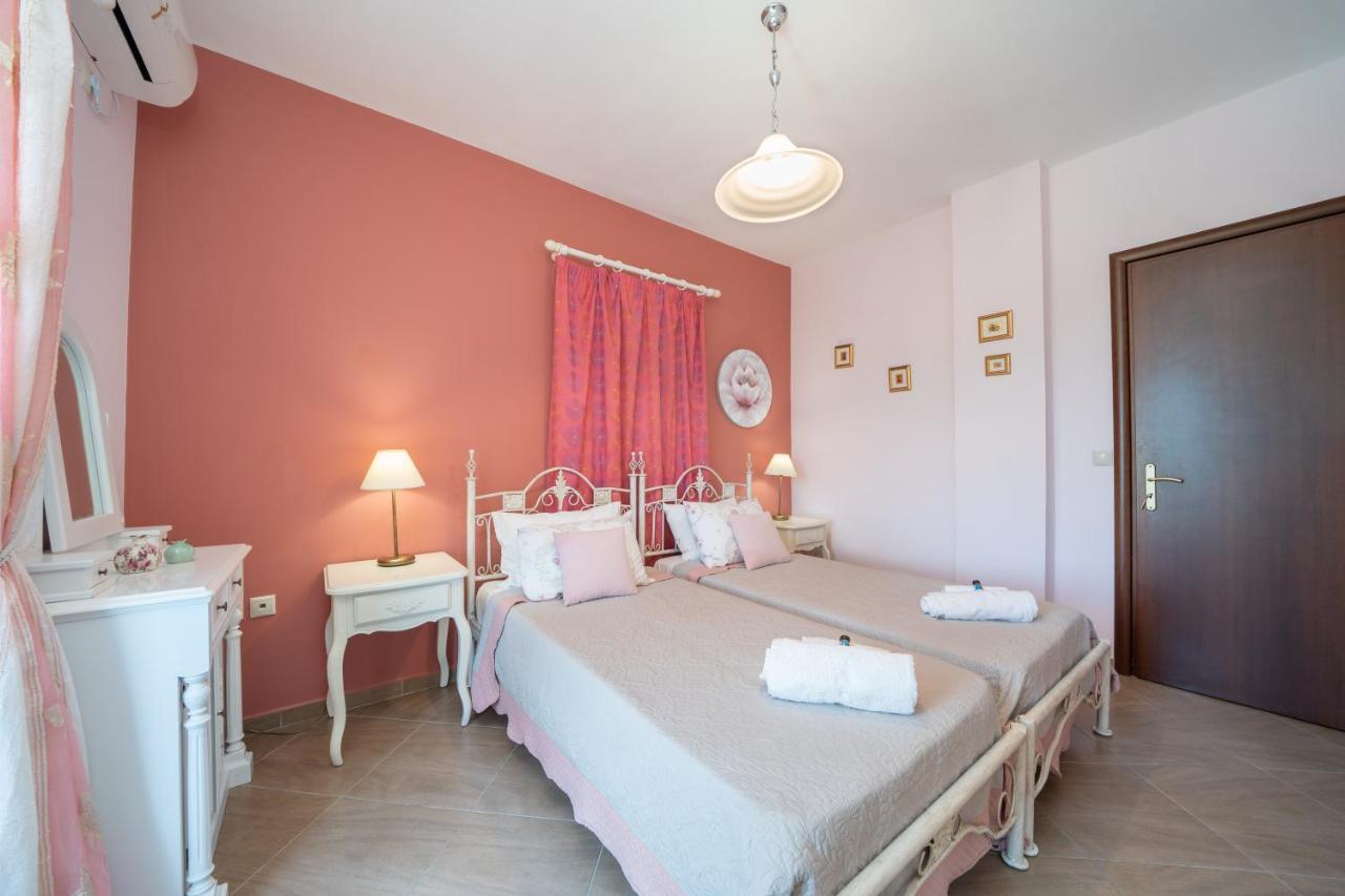 Superb Villa With Private Pool Peaceful Location Sami  Bagian luar foto
