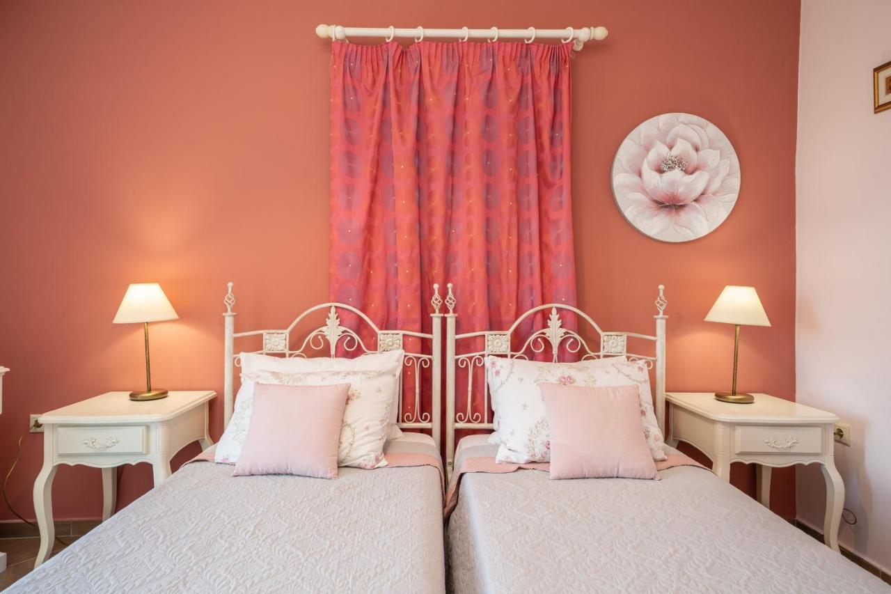 Superb Villa With Private Pool Peaceful Location Sami  Bagian luar foto