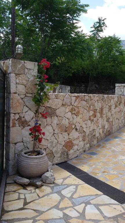 Superb Villa With Private Pool Peaceful Location Sami  Bagian luar foto